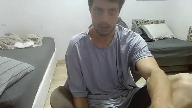 Snapshot of prorafadodoce chatting on February 19, 2025, 8:33 am prorafadodoce online show from February 19, 2025, 8:33 am