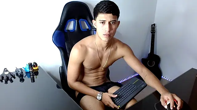 Snapshot of Juan_da01 chatting on December 10, 2024, 1:32 am Juan da01 online show from December 10, 2024, 1:32 am