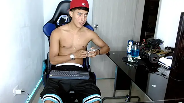 Snapshot of Juan_da01 chatting on March 1, 2025, 12:07 am Juan da01 online show from March 1, 2025, 12:07 am