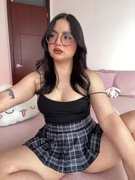 montmariana online show from February 20, 2026, 4:51 pm