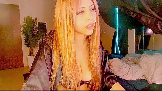 Snapshot of Aubreyessex chatting on September 25, 2025, 6:06 am Aubreyessex online show from September 25, 2025, 6:06 am