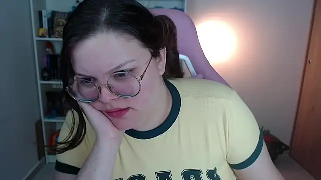 Snapshot of Gabiwaifu chatting on May 24, 2026, 10:26 pm Gabiwaifu online show from May 24, 2026, 10:26 pm
