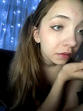 BarbaraFantasy online show from November 17, 2025, 9:20 pm