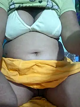 Snapshot of Priya_Bong chatting on July 23, 2026, 12:14 pm Priya Bong online show from July 23, 2026, 12:14 pm