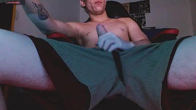 deividcloud36 online show from April 15, 2026, 5:03 am