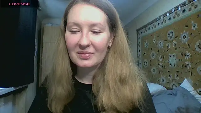 AnnaXLovers online show from April 27, 2026, 10:02 am