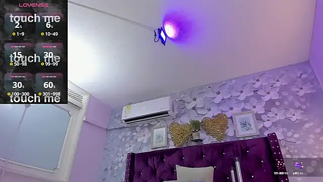 Snapshot of Danee_19_ chatting on March 18, 2025, 11:30 am Danee 19 online show from March 18, 2025, 11:30 am