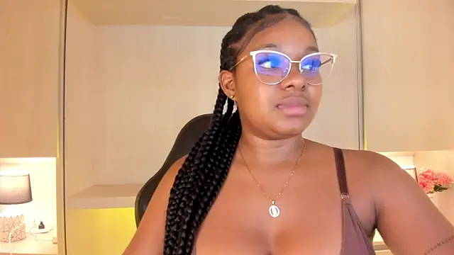 tamaraa smiith online show from October 21, 2025, 8:09 pm