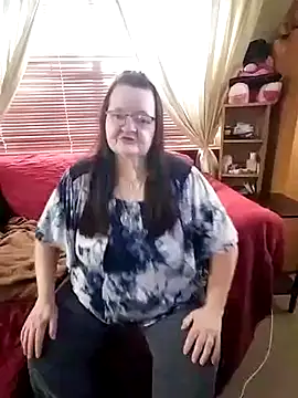 Snapshot of Bayou_Woman68 chatting on September 17, 2025, 8:54 pm Bayou Woman68 online show from September 17, 2025, 8:54 pm