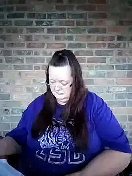 Snapshot of Bayou_Woman68 chatting on November 23, 2025, 11:04 pm Bayou Woman68 online show from November 23, 2025, 11:04 pm