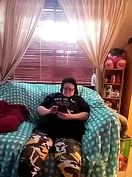 Snapshot of Bayou_Woman68 chatting on July 30, 2026, 2:38 pm Bayou Woman68 online show from July 30, 2026, 2:38 pm
