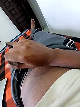 alanjoyoo online show from March 7, 2025, 7:19 am