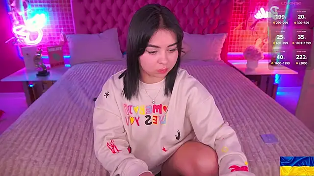 SusieWood online show from February 23, 2026, 8:50 pm