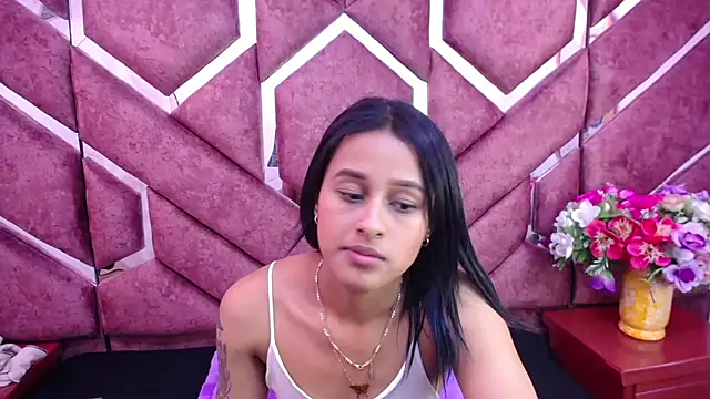 Snapshot of milly_print chatting on December 19, 2024, 2:34 am milly print online show from December 19, 2024, 2:34 am