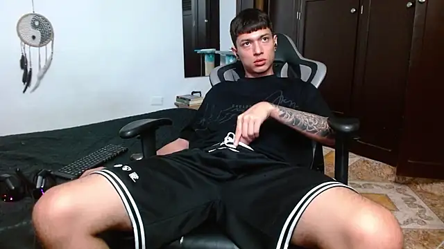 aaron blug online show from January 19, 2025, 2:57 am