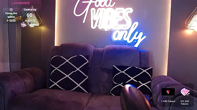 LOLIITA  LOVE online show from February 28, 2025, 5:59 pm