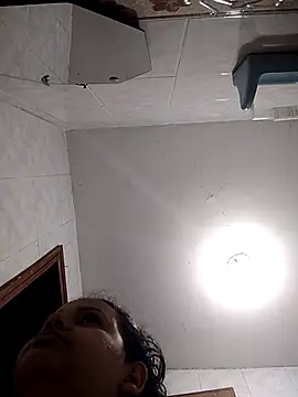  Miaaleon online show from September 15, 2025, 10:15 am