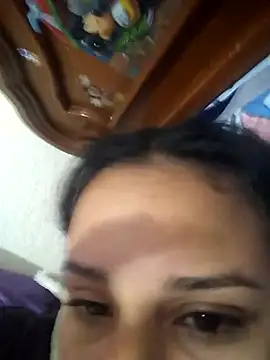  Miaaleon online show from October 26, 2025, 9:53 pm