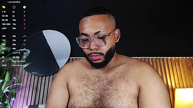 Snapshot of DilanJonnes_ chatting on December 22, 2024, 1:55 am DilanJonnes online show from December 22, 2024, 1:55 am