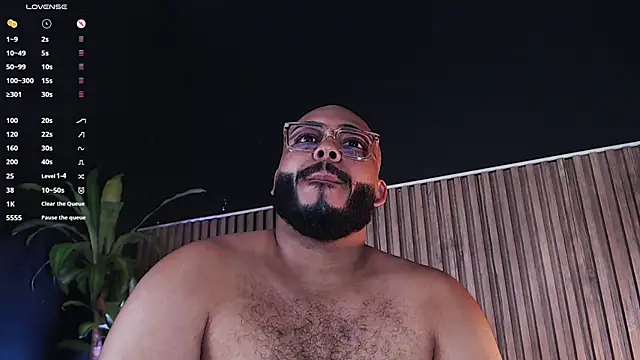 Snapshot of DilanJonnes_ chatting on January 11, 2025, 10:51 pm DilanJonnes online show from January 11, 2025, 10:51 pm