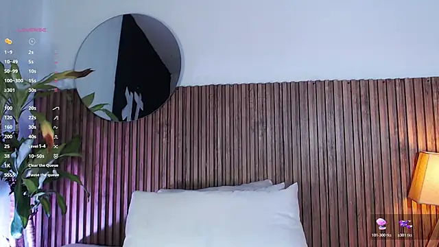 DilanJonnes  online show from December 16, 2025, 1:27 pm