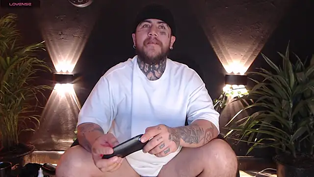 Ash gusbig online show from January 9, 2025, 2:33 am