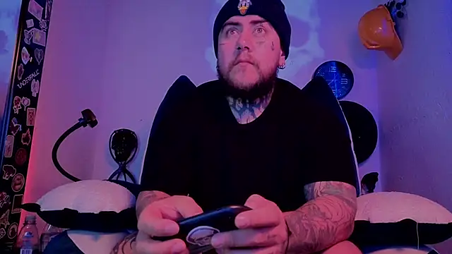 Ash gusbig online show from September 18, 2025, 3:08 am