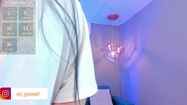 ArigyGomez online show from February 9, 2025, 3:34 pm