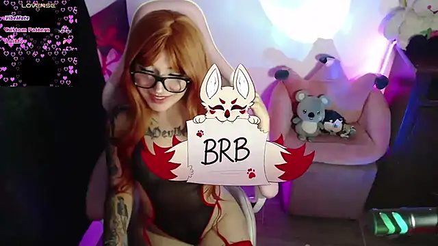 Snapshot of GamerCarrie chatting on December 29, 2024, 8:11 am GamerCarrie online show from December 29, 2024, 8:11 am