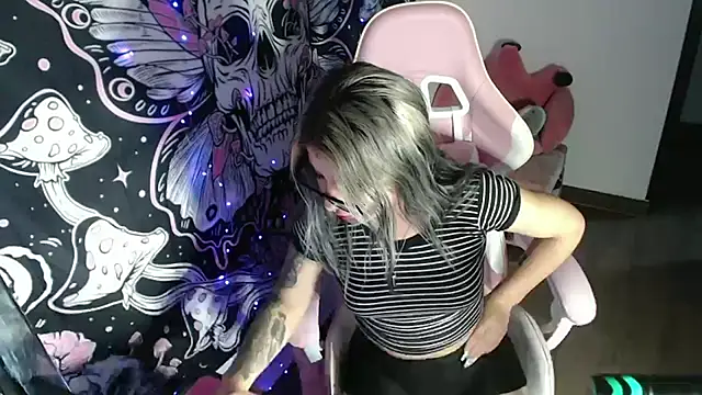 Snapshot of GamerCarrie chatting on February 25, 2025, 8:25 am GamerCarrie online show from February 25, 2025, 8:25 am