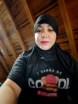 AmbarBurhan online show from March 18, 2025, 4:04 pm