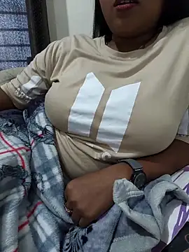 Snapshot of Samarya-78 chatting on December 20, 2025, 11:39 am Samarya-78 online show from December 20, 2025, 11:39 am