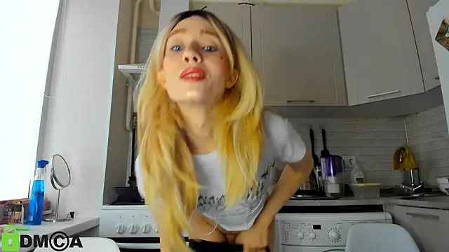 Snapshot of _Alice_Kitty chatting on December 27, 2024, 8:35 am Alice Kitty online show from December 27, 2024, 8:35 am