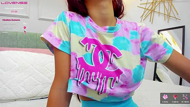 SheilaSmiith online show from December 3, 2024, 12:27 pm