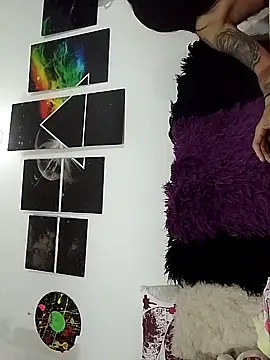 baby liz01 online show from October 5, 2025, 9:13 pm