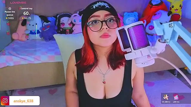 AnngelaSkye online show from November 12, 2025, 5:41 am