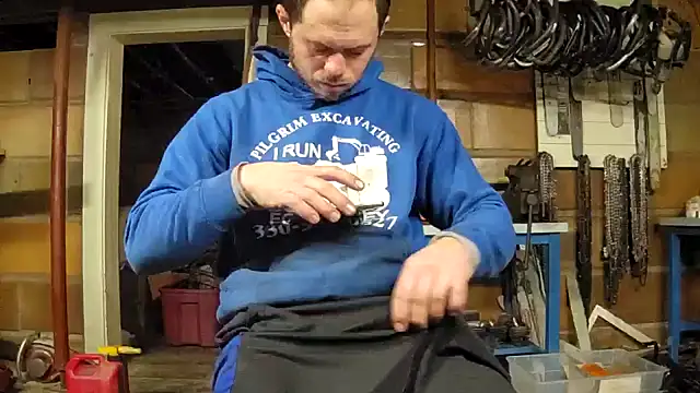 Bigoleslong98765 online show from February 3, 2026, 8:30 am