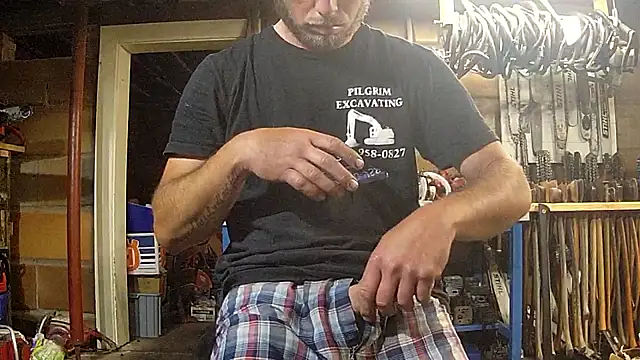 Bigoleslong98765 online show from June 10, 2026, 4:23 am