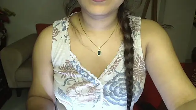 Most-Beautiful-Queen online show from December 10, 2024, 2:50 pm