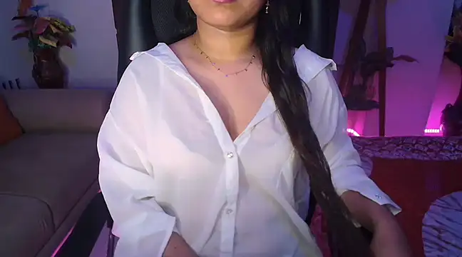 Most-Beautiful-Queen online show from March 10, 2025, 6:45 pm