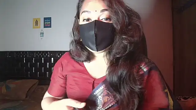 Most-Beautiful-Queen online show from December 21, 2025, 7:10 pm