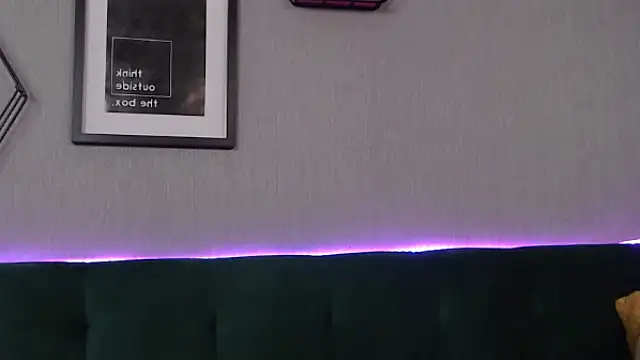 Snapshot of IzabelllNoir chatting on January 29, 2025, 11:41 am IzabelllNoir online show from January 29, 2025, 11:41 am