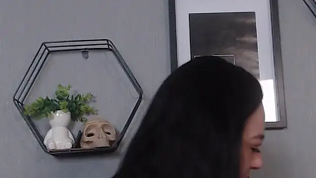 Snapshot of IzabelllNoir chatting on February 13, 2025, 11:28 am IzabelllNoir online show from February 13, 2025, 11:28 am