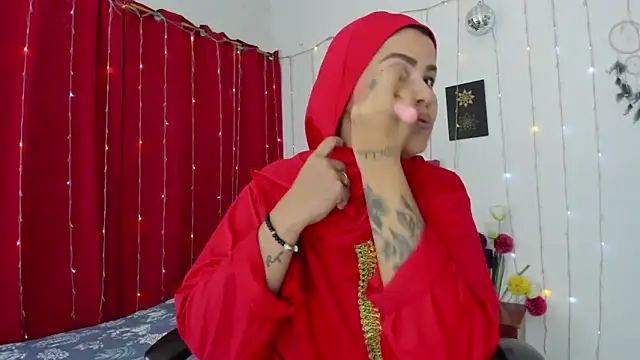 AishaAmin  online show from September 10, 2025, 12:16 pm