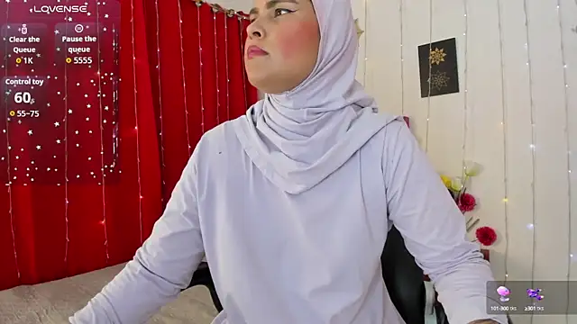 AishaAmin  online show from October 7, 2025, 12:13 pm