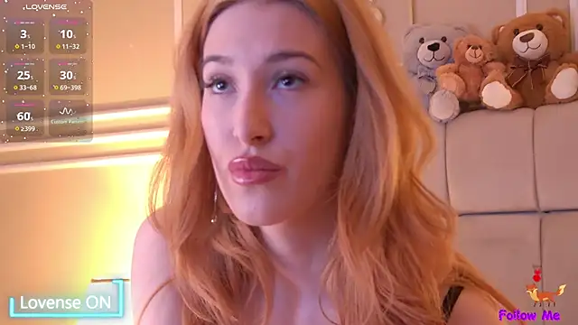 SerenaBennet online show from January 22, 2025, 6:20 pm