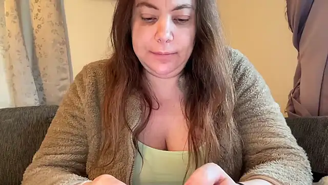 cumwithmee3 online show from November 26, 2025, 1:56 pm