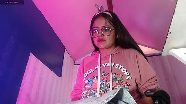 Snapshot of vitoria23_ chatting on April 22, 2026, 1:56 pm vitoria23 online show from April 22, 2026, 1:56 pm