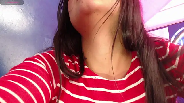Snapshot of vitoria23_ chatting on May 14, 2026, 2:13 pm vitoria23 online show from May 14, 2026, 2:13 pm