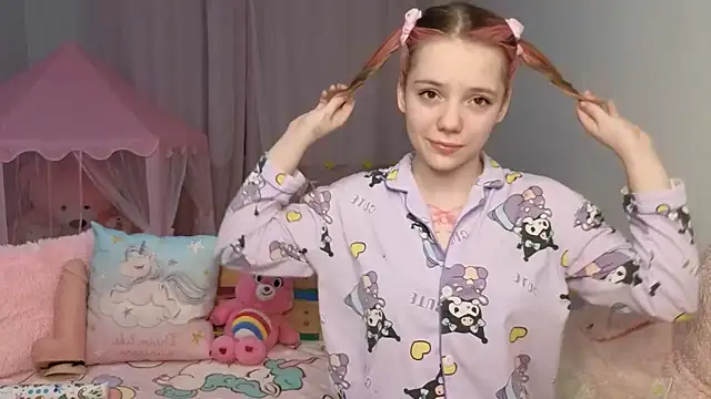 PrincessLittleKiki online show from April 25, 2026, 7:11 pm
